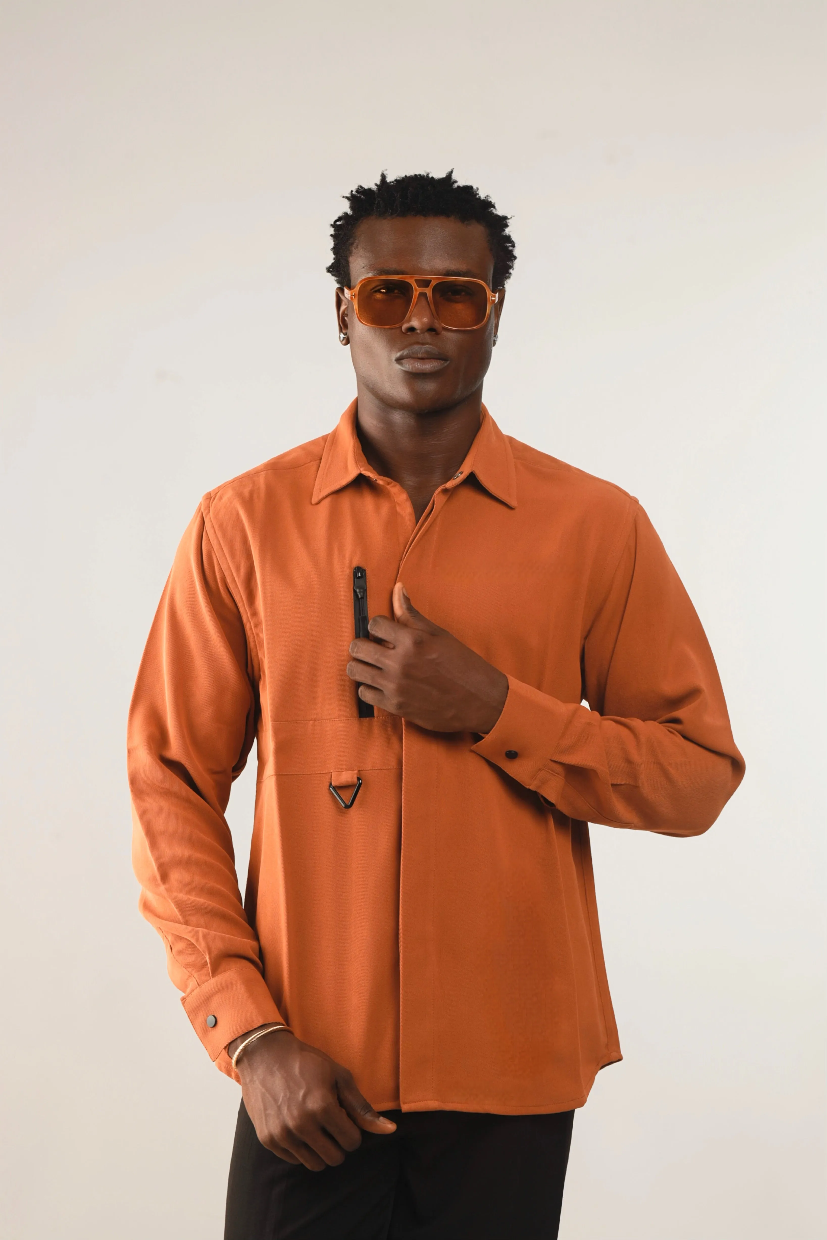 Cali Luxe Zipper Oxford Shirt - Caramel