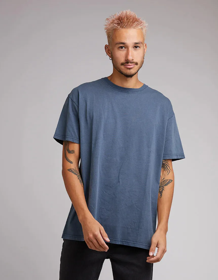 SILENT THEORY - Classic Tee - NAVY